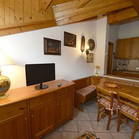 Deliziosa Mansarda Apartmán Ponte Di Legno